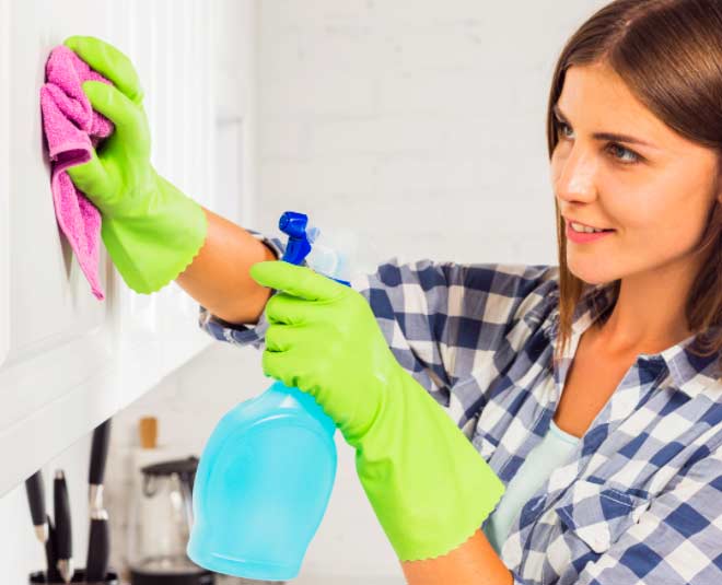 How to clean stain at home