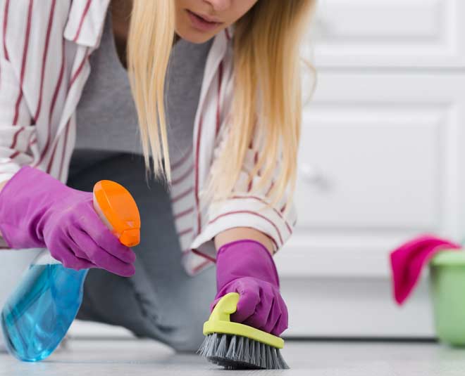 How to clean tiles in hindi
