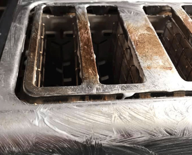 Toaster cleaning tips