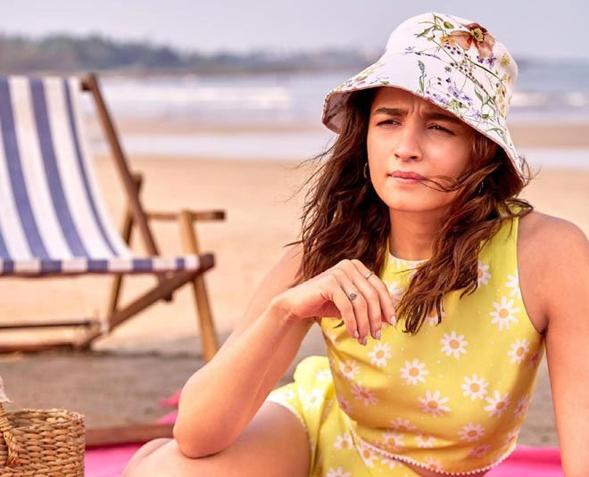 dumb statements of bollywood superstars