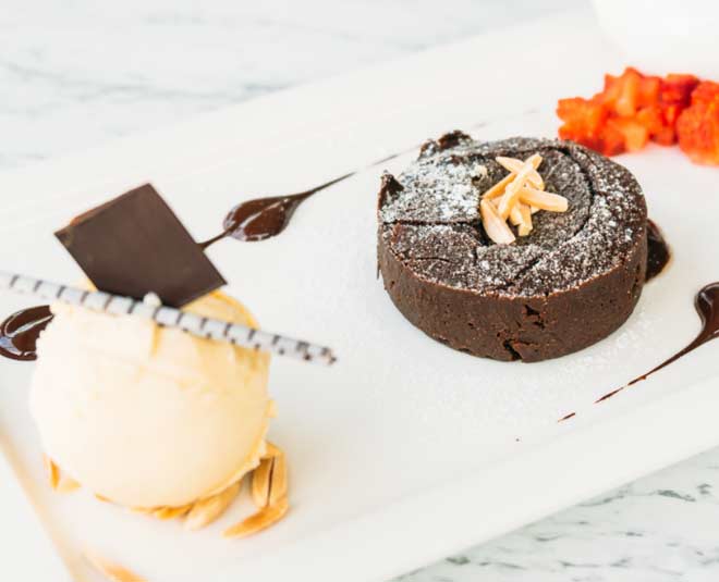 how to make eggless choco lava cake at home