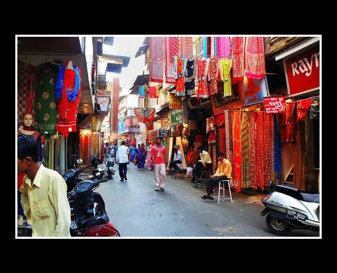 kapoorthala market for chikankari work