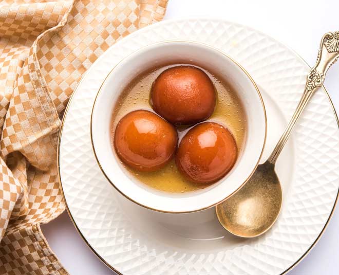 know about history of gulab jamun