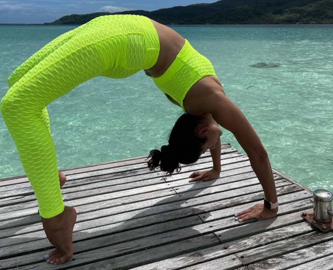 wheel pose by pooja batra