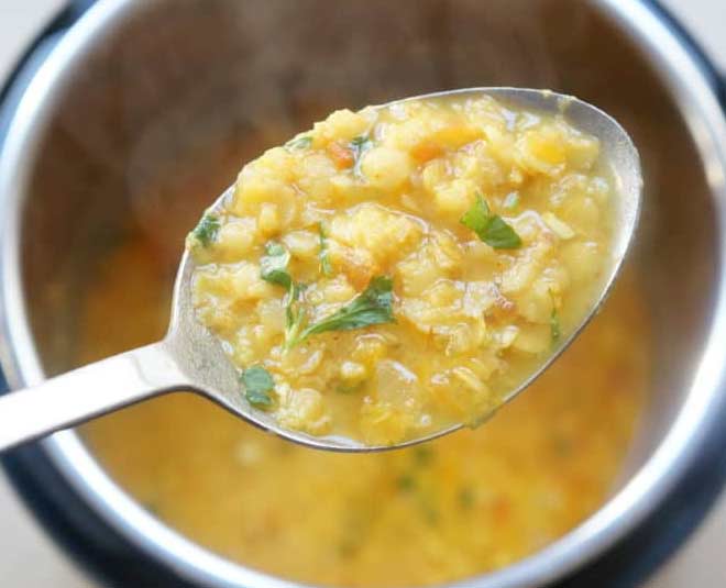 How to avoid pressure cooker overflowing
