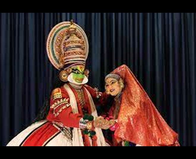 about kathakali dance inside