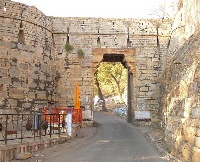 biggest fort in rajasthan
