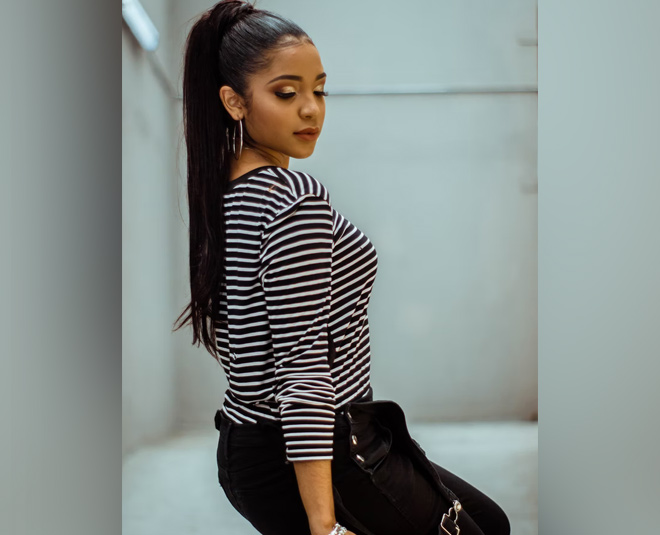 black and white stripe