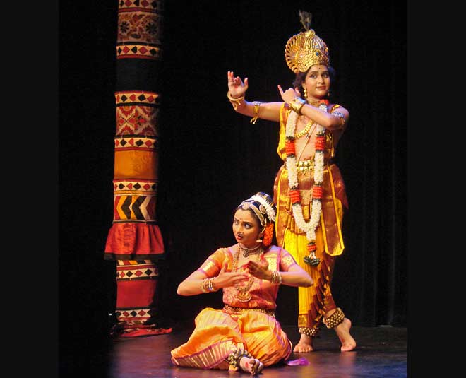 history about Kuchipudi dance inside