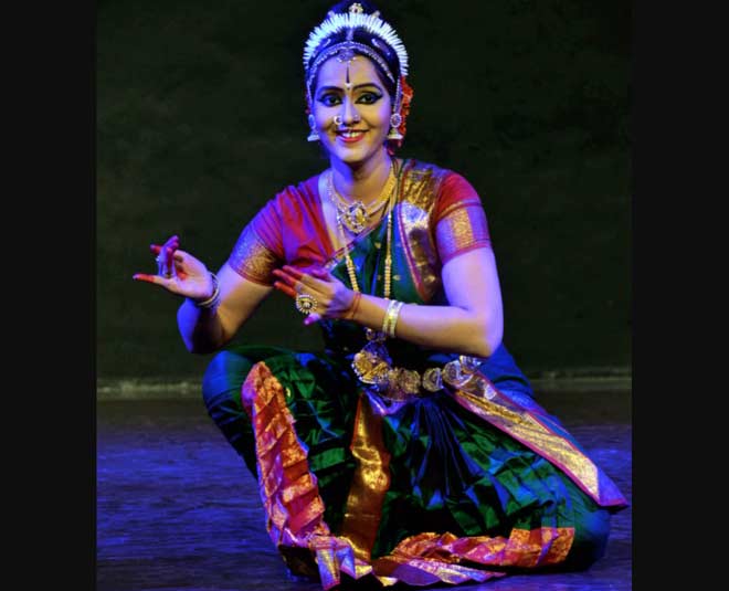 know history about Kuchipudi dance inside