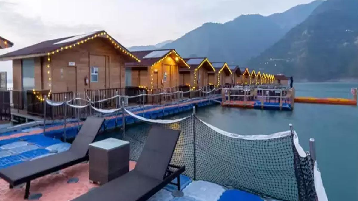 Le ROI Floating Huts photoshoot location