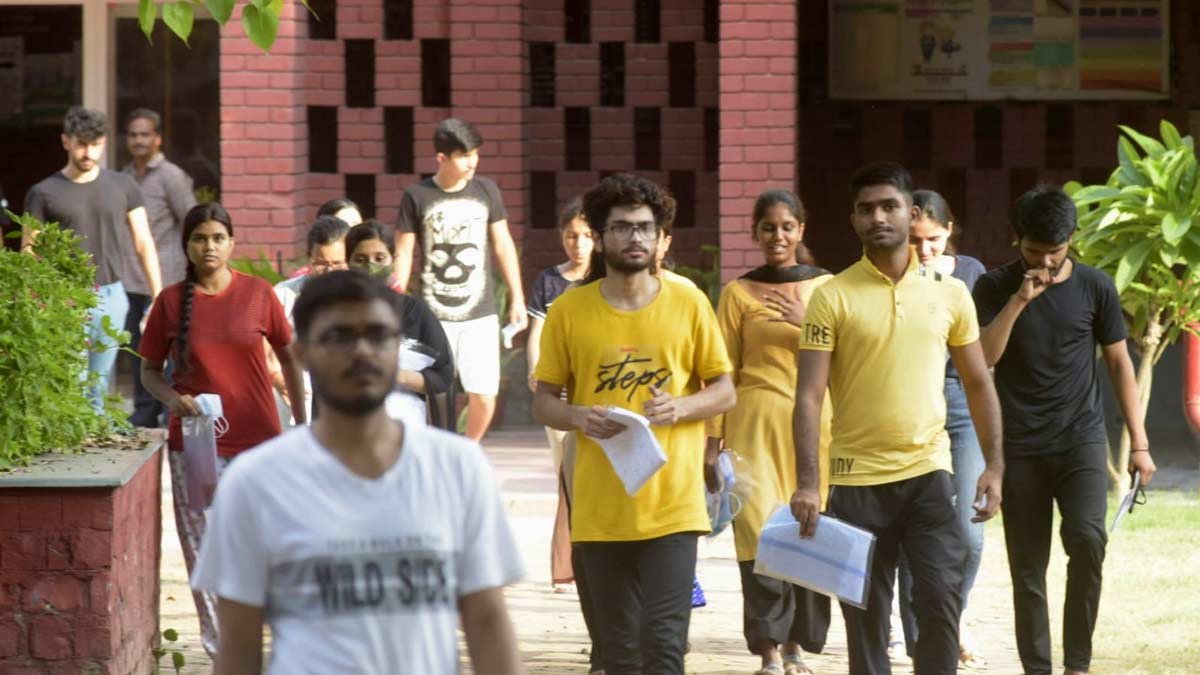 Neet Exam Issue In Kerala ()