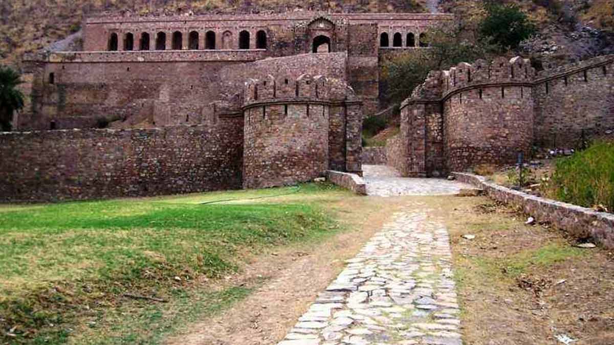 bhangarh fort incidents