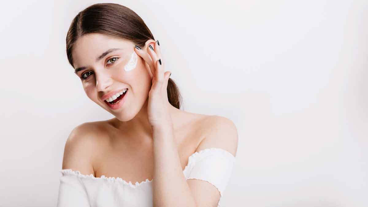 combination skin how to use moisturiser