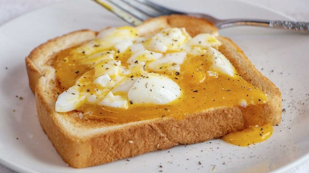 half fry egg toast recipe