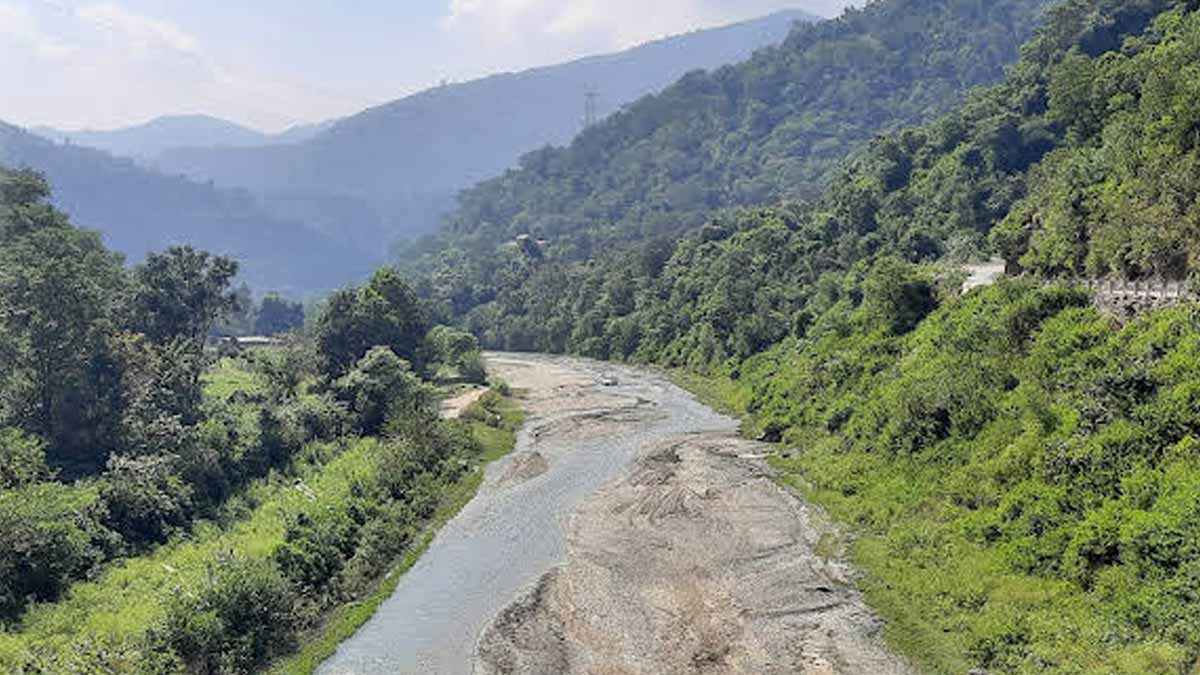 how to reach nalagarh