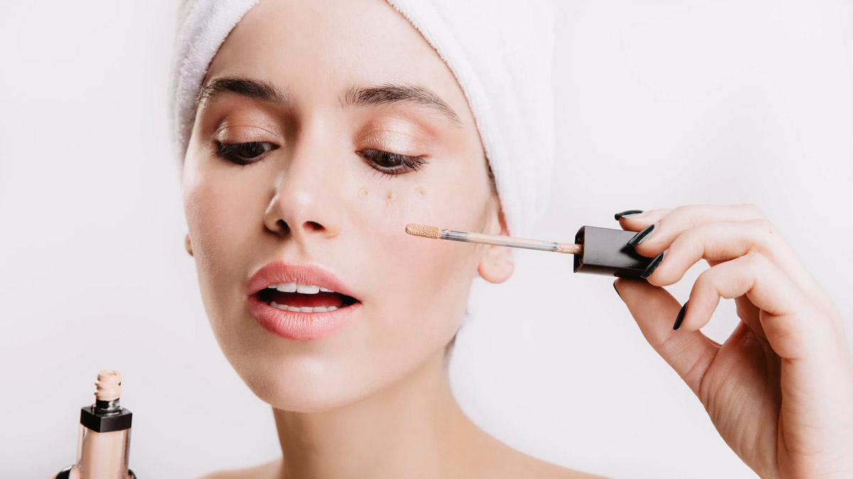 how to use blush as concealer