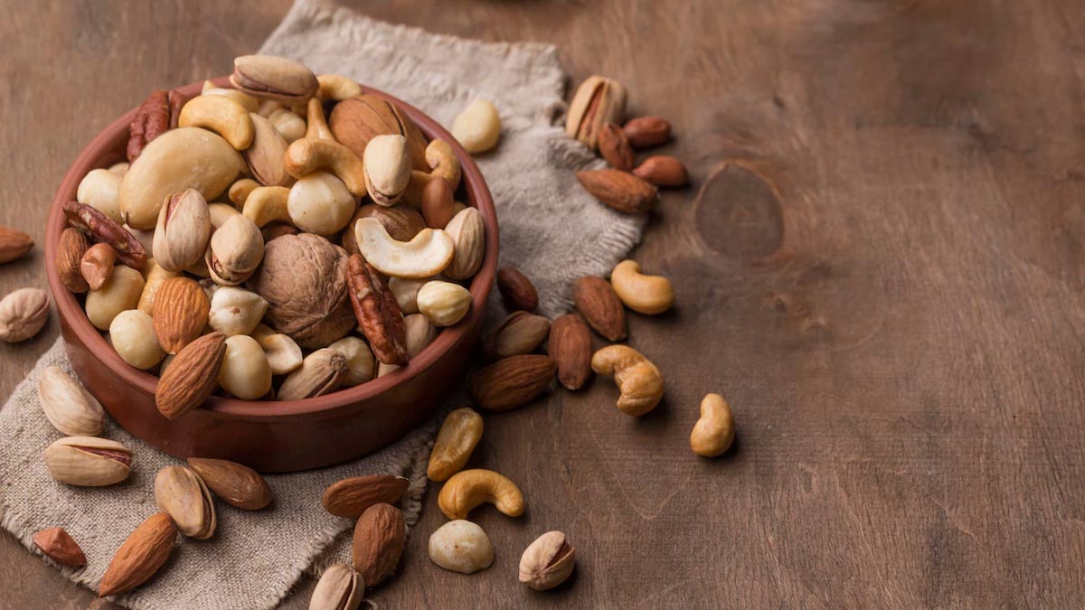 nuts for reduce weakness
