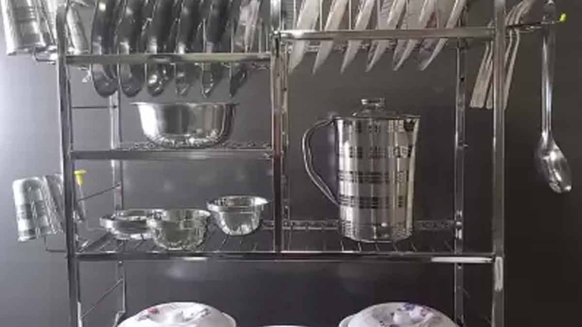 remove rust from utensils stand with sandpaper in hindi