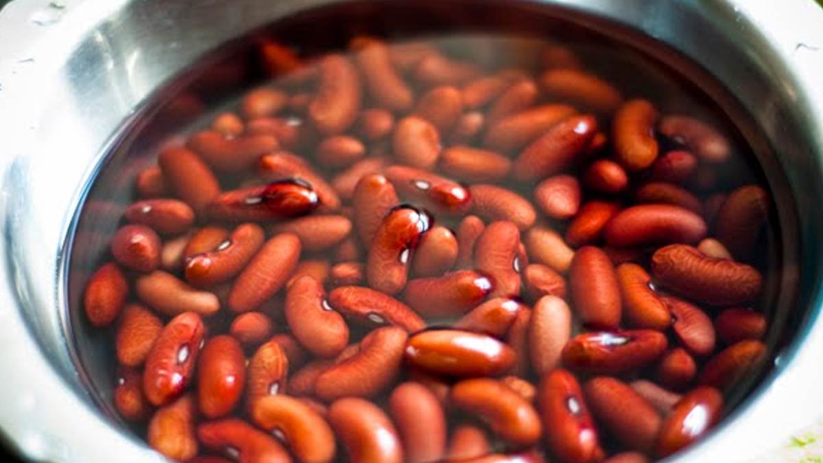 salt to cook rajma instantly