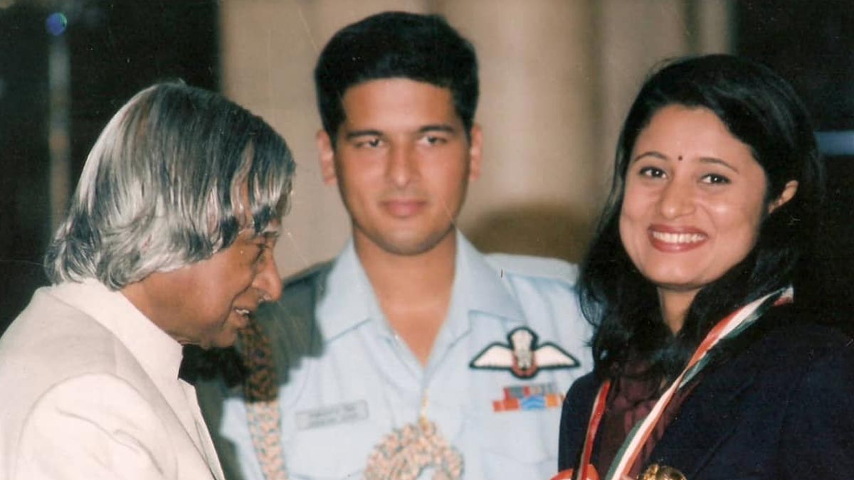 who is anjali bhagwat the first woman to win issf champions trophy in air rifle championship