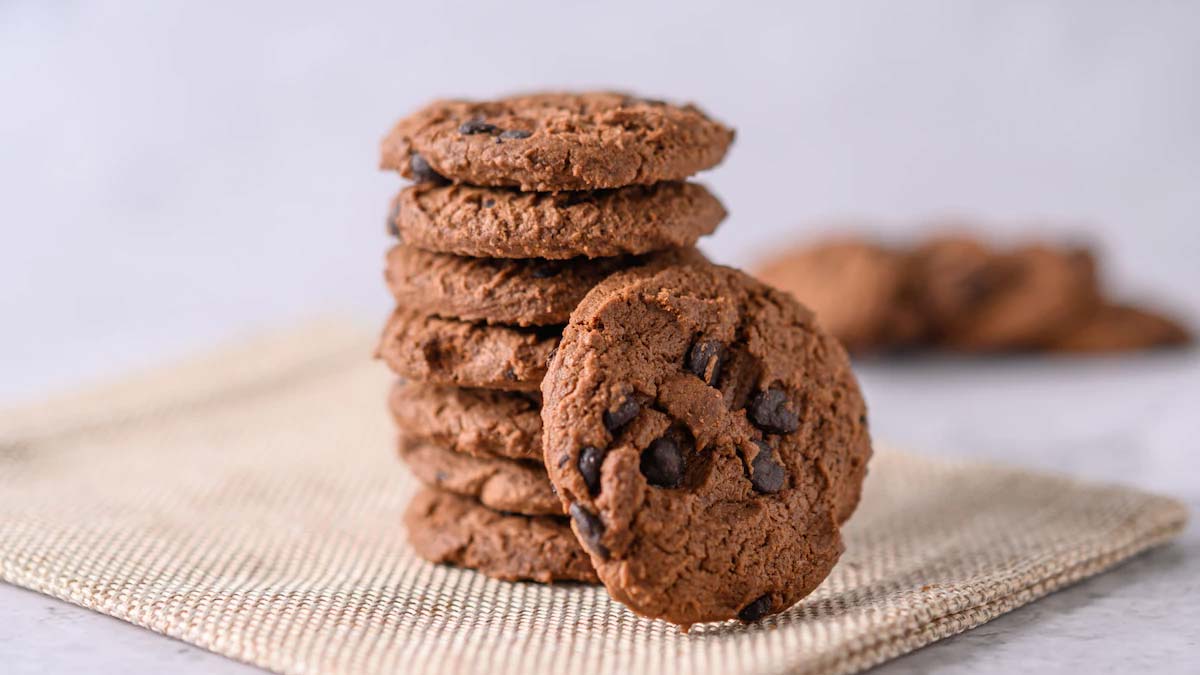 Biscuits with leftover cake