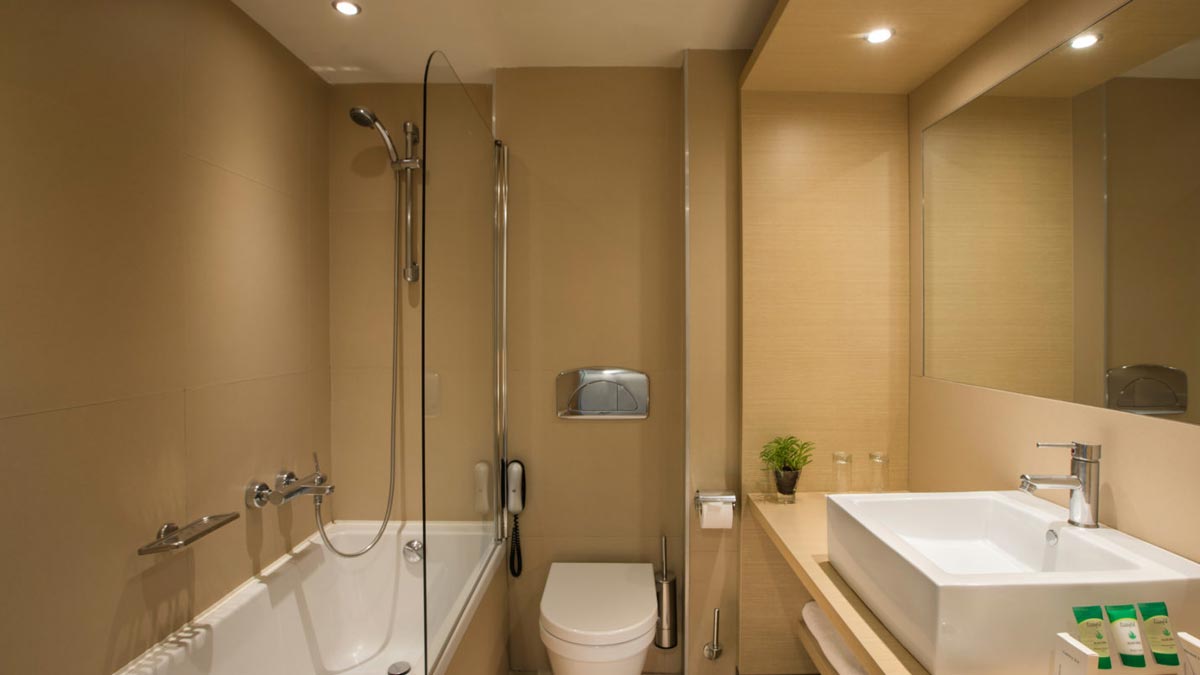 Zostel Booking Tips know Inside