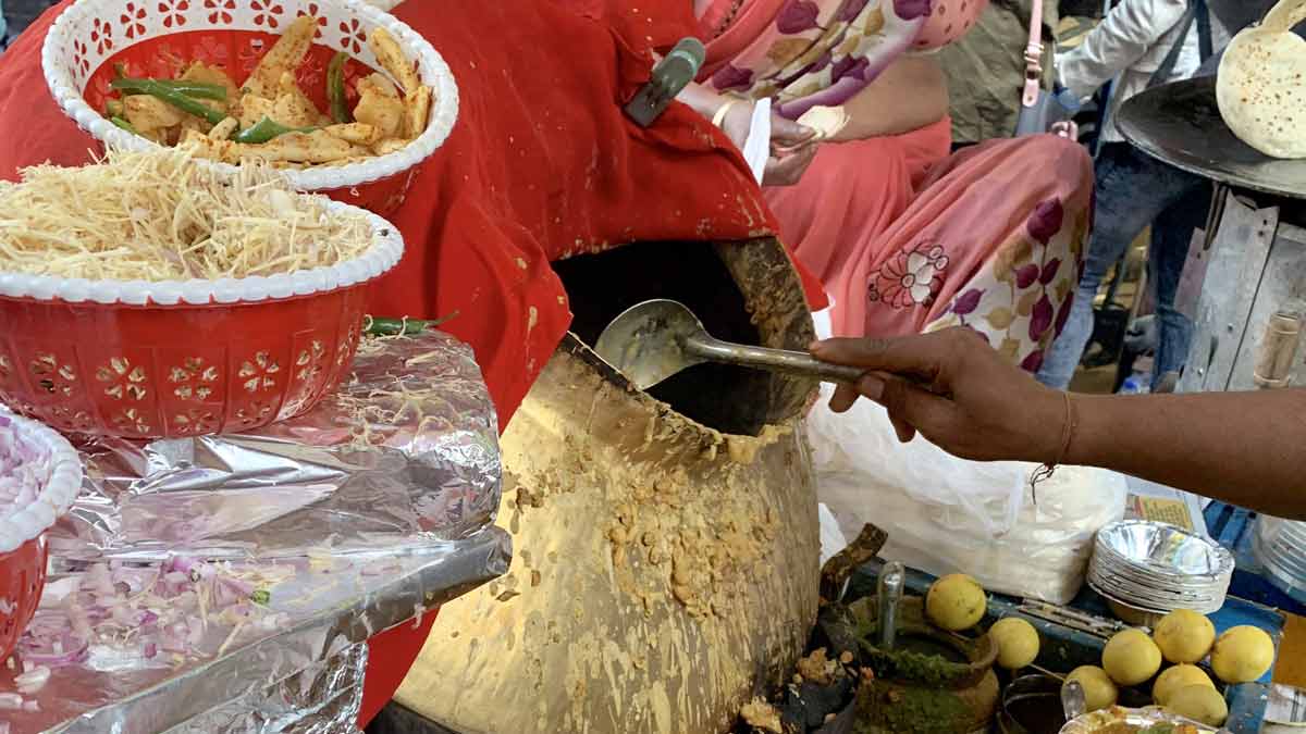 kashi ram matar kulche
