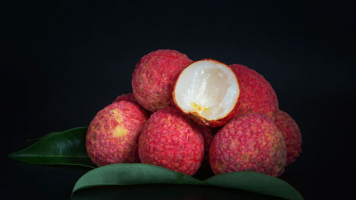 lychee peel