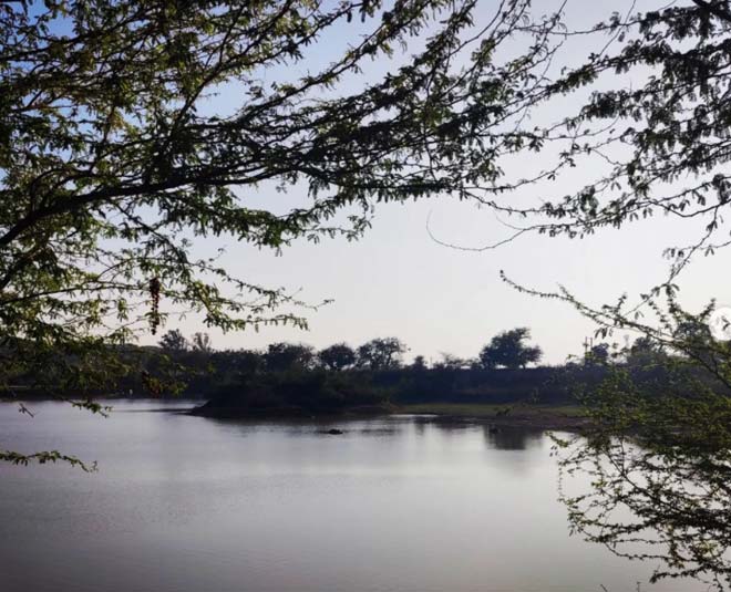 Vacation to spend in delhi in april