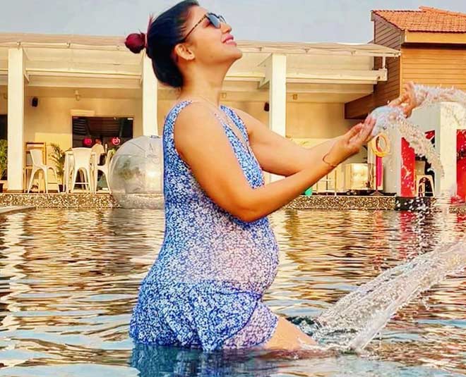 pregnancy of debina bonerjee