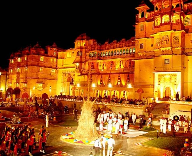 some unique holi celebration in rajasthan Insi