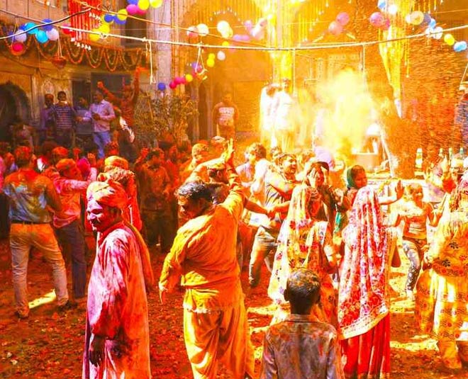 some unique holi celebration in rajasthan Inside