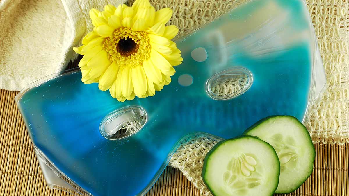 Cooling Gel Eye Mask Use