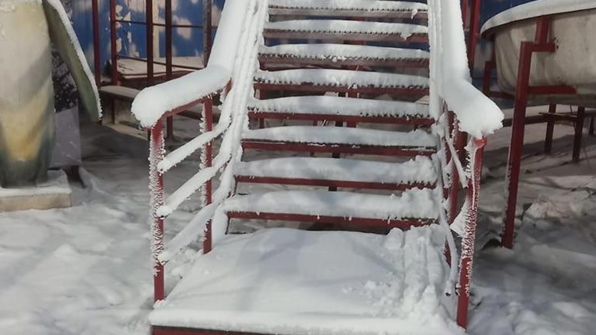 artificial snow parks