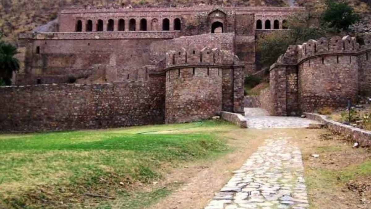 bhangarh fort is scariest place inside