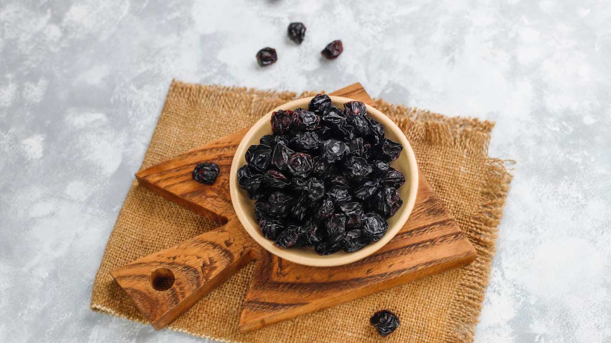 raisin for period pain