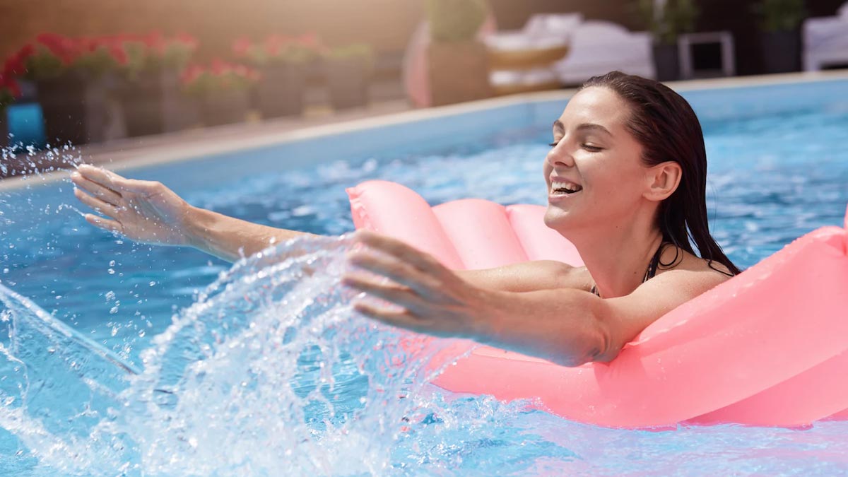 tricks to take care hair after swimming