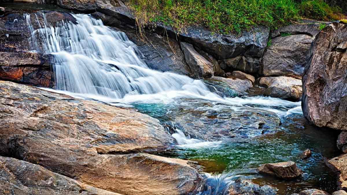 waterfalls in uttar pradesh ()