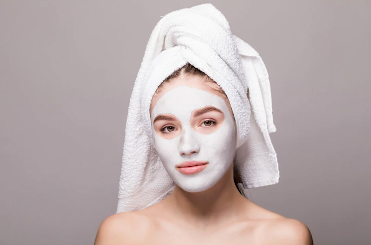 Carrot and honey face pack