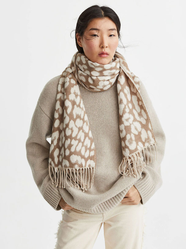 jacquard weave scarf