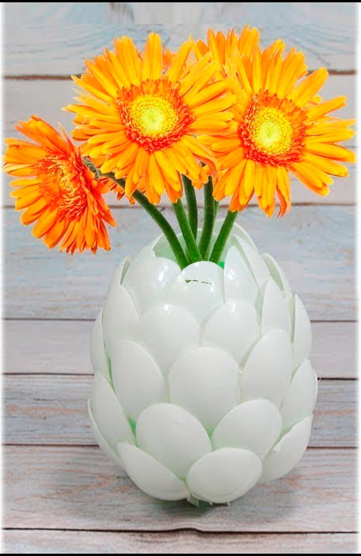 make flower pot with spoons