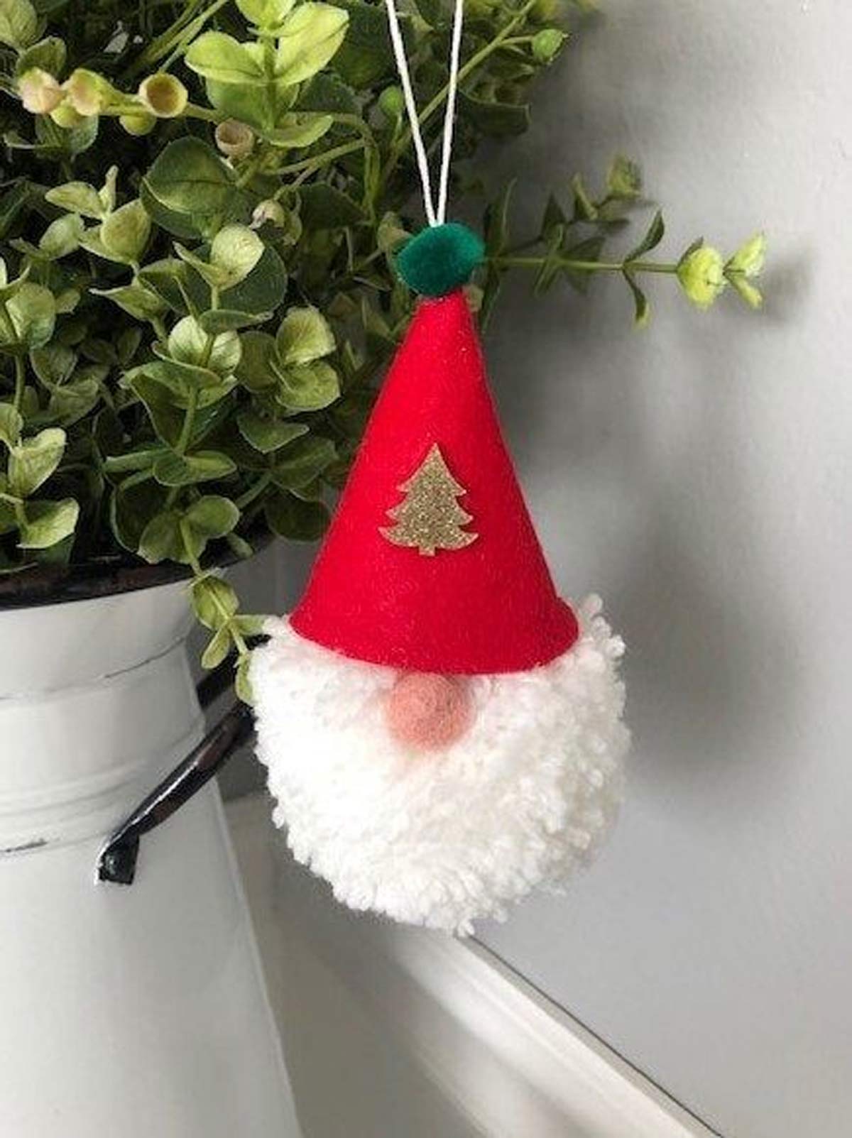 pom pom ornaments