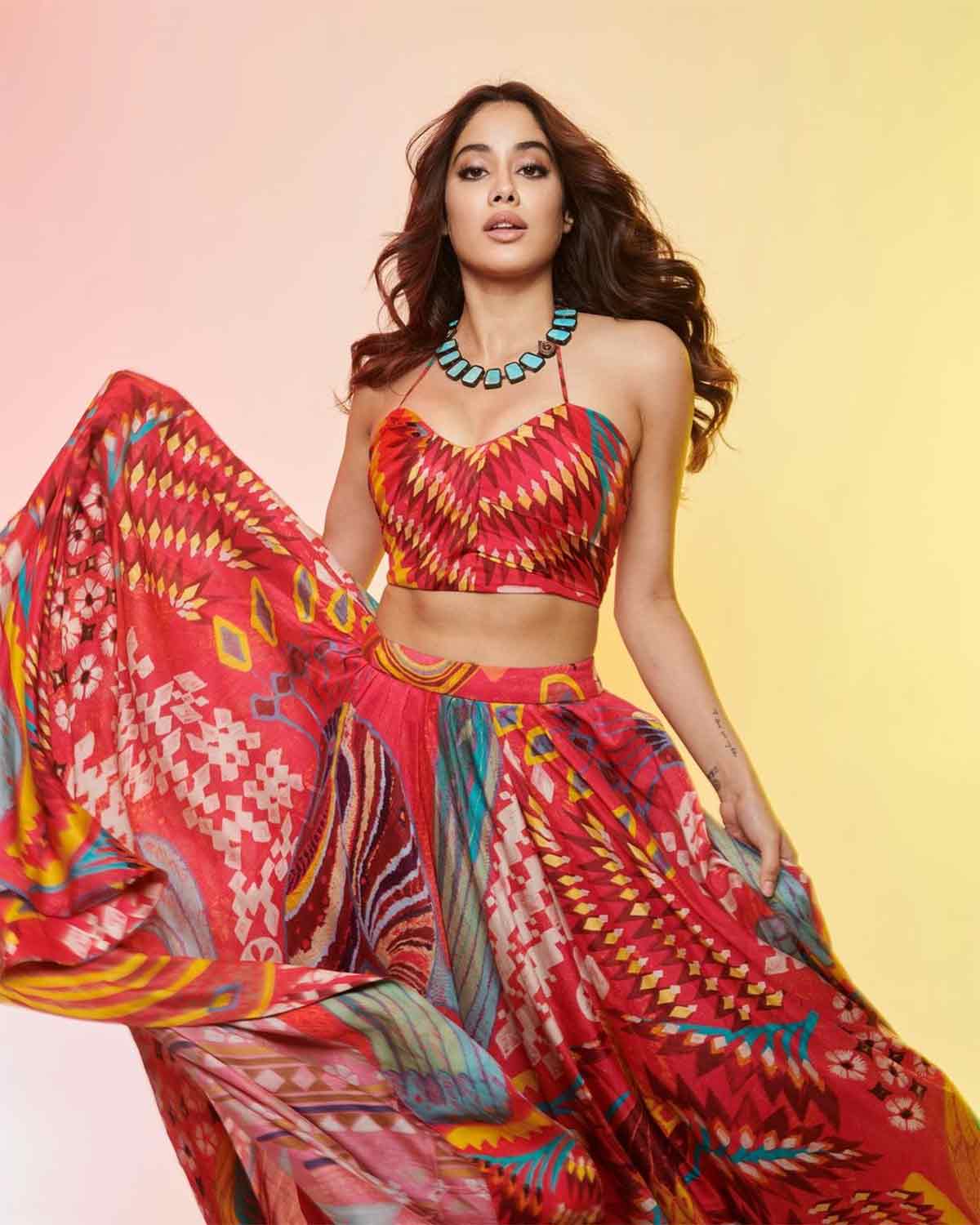 printed co ords janhvi kapoor