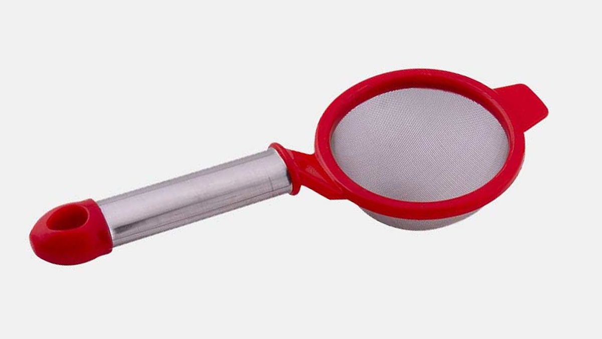 How to use tea stainer