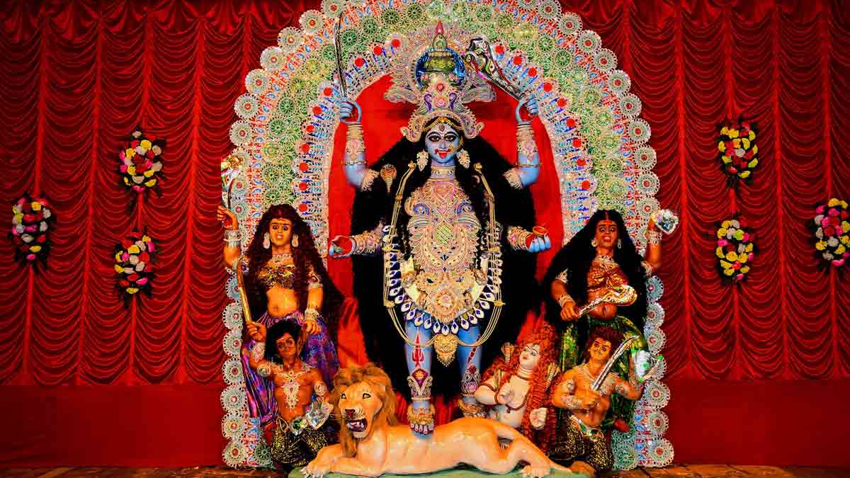 KALI MATA PUJA ON DIWALI