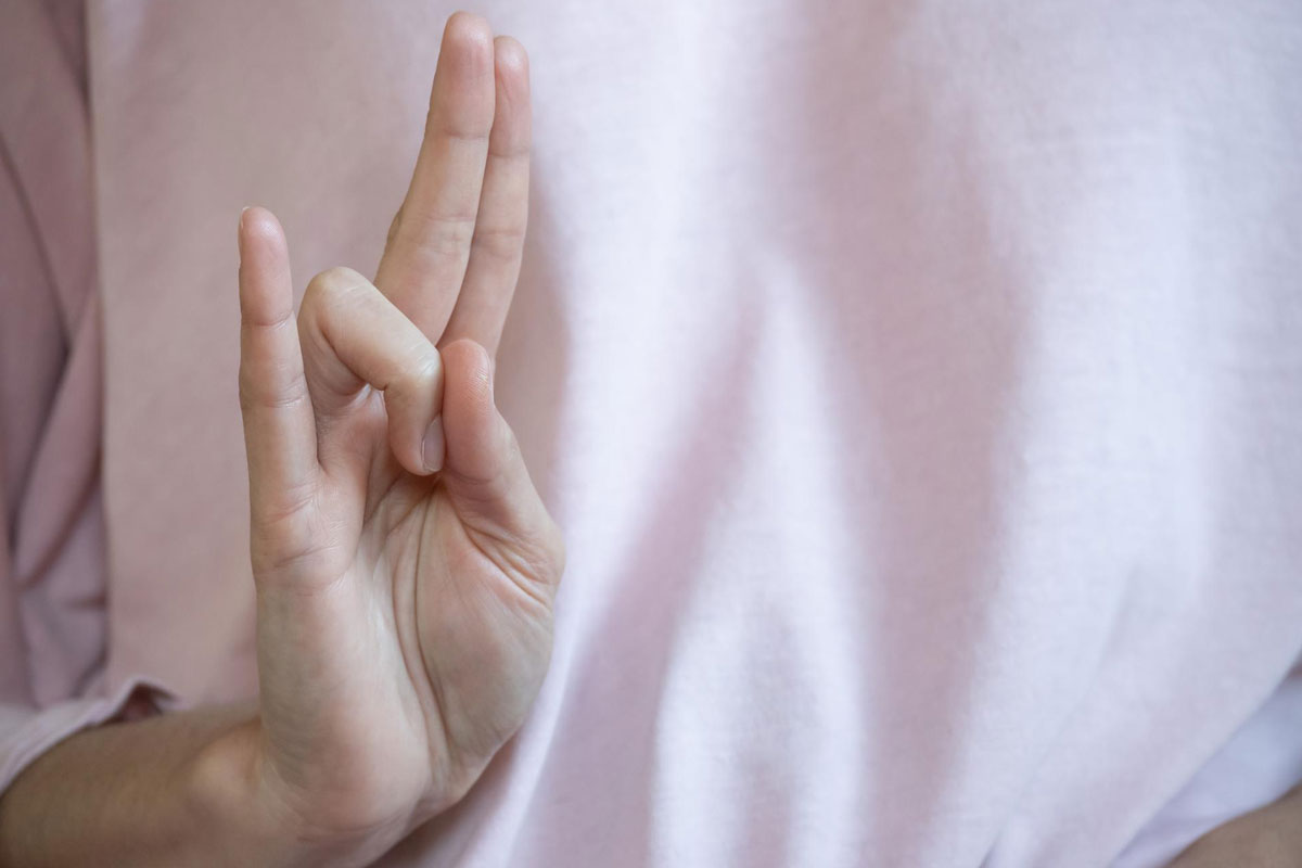 Hair Benefit Prithvi Mudra Yoga In Tamil