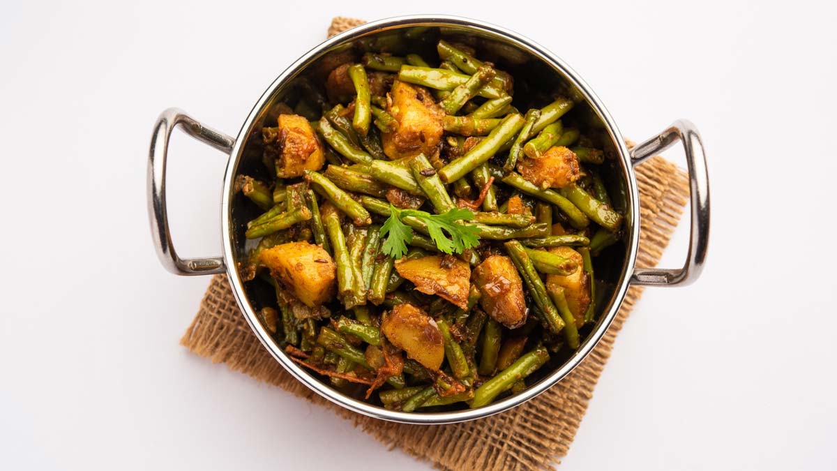 How to use kasuri methi in potato