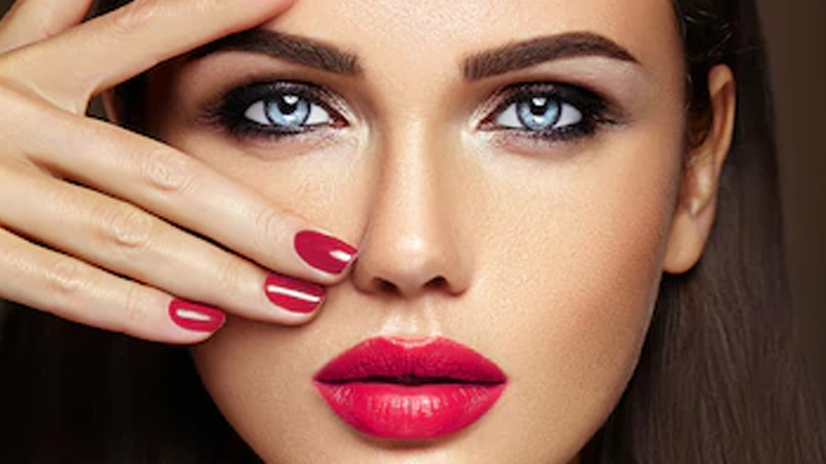 Makeup Tips For Blue Eyes Woman