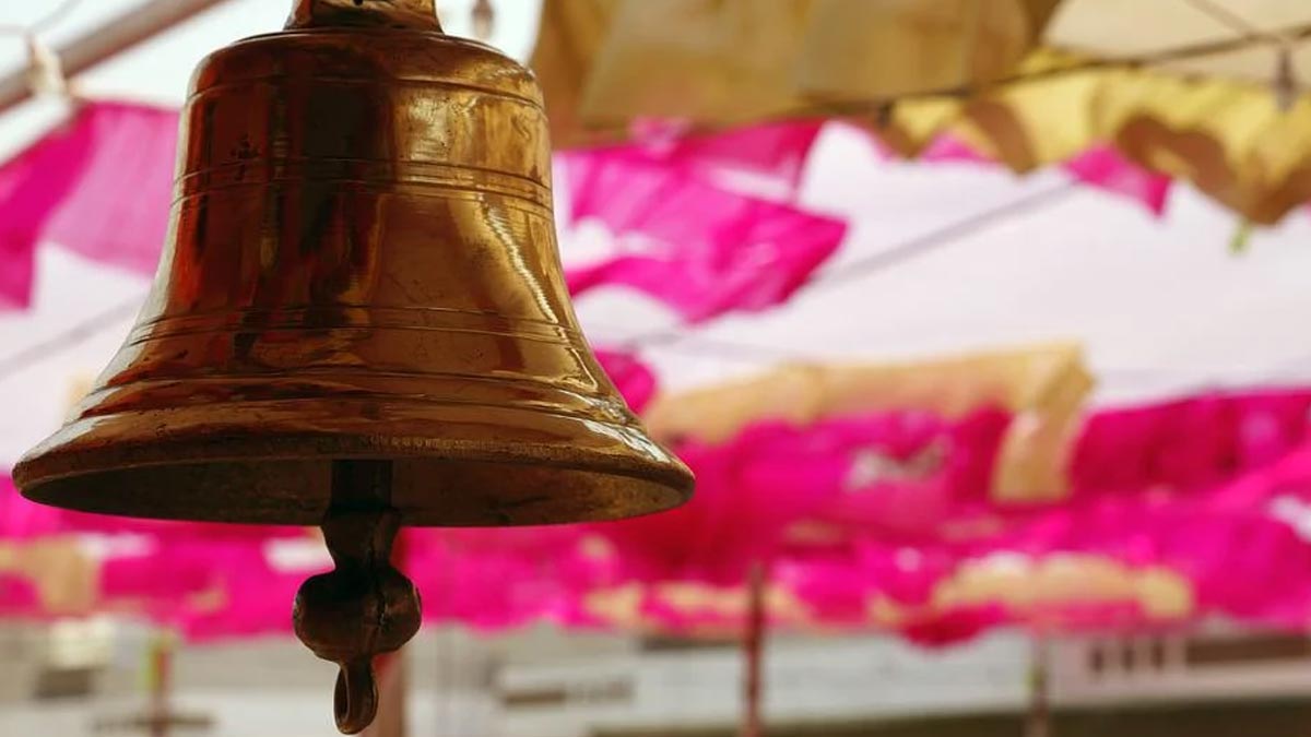 bell significance in temple